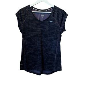 Nike Running Women’s Miler Running Athletics T Shirt Size Medium
